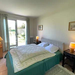 La Maison Bleue , Locmariaquer France