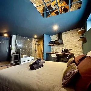 Sleep'in Cities Le Saphir Balneo , Albi France